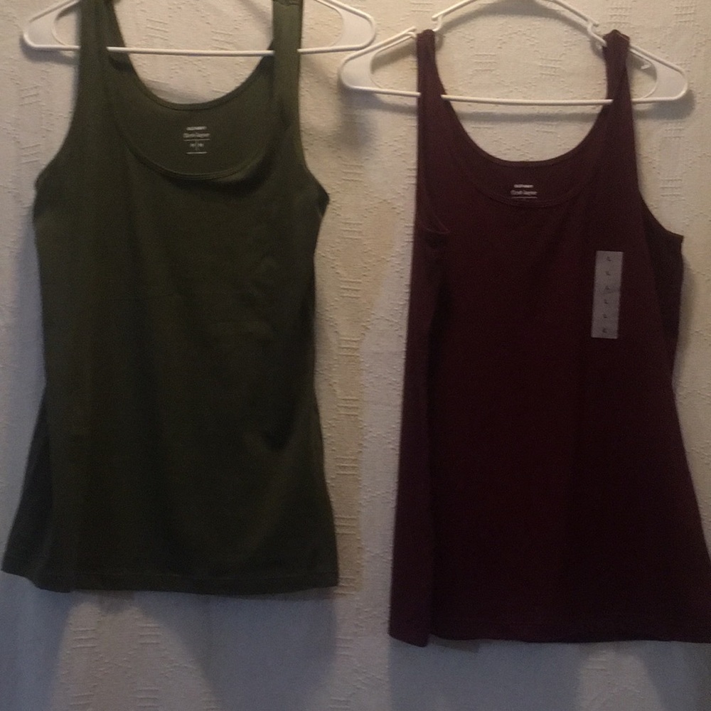 Bundle of two old navy tank tops NEW